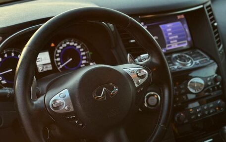 Infiniti FX II, 2012 год, 2 200 000 рублей, 10 фотография