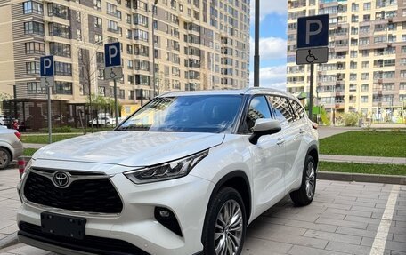Toyota Highlander, 2025 год, 6 850 000 рублей, 7 фотография