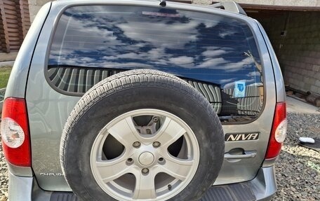 Chevrolet Niva I рестайлинг, 2012 год, 650 000 рублей, 4 фотография