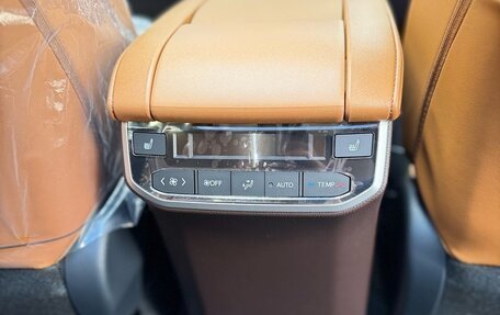 Toyota Highlander, 2025 год, 6 850 000 рублей, 15 фотография