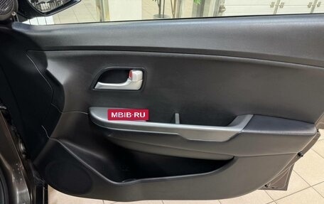 KIA Rio III рестайлинг, 2016 год, 995 000 рублей, 16 фотография