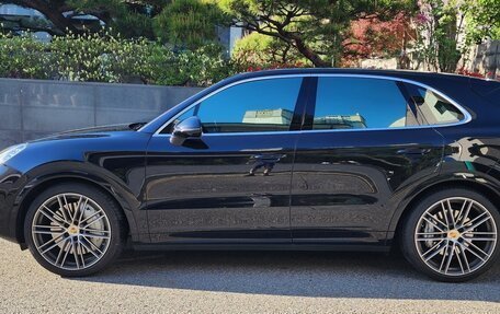 Porsche Cayenne III, 2022 год, 12 590 000 рублей, 6 фотография