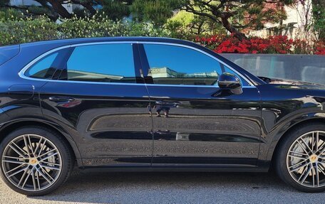 Porsche Cayenne III, 2022 год, 12 590 000 рублей, 5 фотография