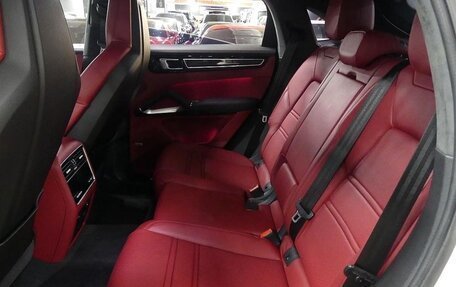 Porsche Cayenne III, 2022 год, 13 512 000 рублей, 15 фотография