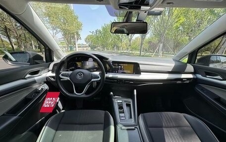 Volkswagen Golf VIII, 2021 год, 1 360 400 рублей, 8 фотография