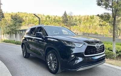 Toyota Highlander, 2022 год, 3 180 100 рублей, 1 фотография