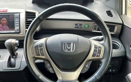 Honda Freed I, 2014 год, 782 000 рублей, 10 фотография