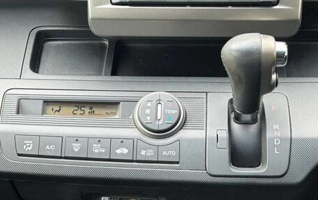 Honda Freed I, 2014 год, 782 000 рублей, 14 фотография