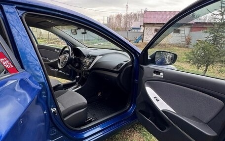 Hyundai Solaris II рестайлинг, 2012 год, 730 000 рублей, 4 фотография