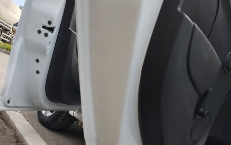 Renault Logan II, 2017 год, 390 000 рублей, 12 фотография