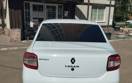 Renault Logan II, 2017 год, 390 000 рублей, 14 фотография