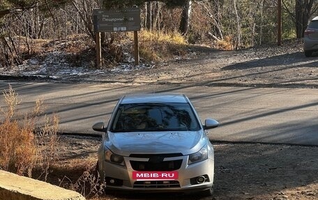 Chevrolet Cruze II, 2010 год, 899 000 рублей, 4 фотография