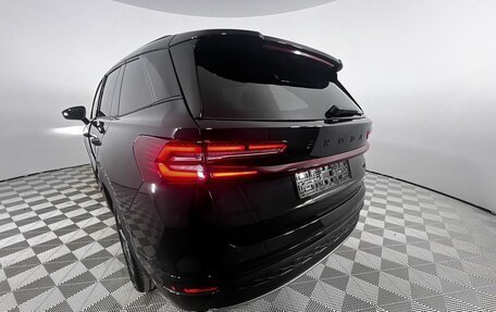 Skoda Kodiaq, 2025 год, 5 700 000 рублей, 18 фотография