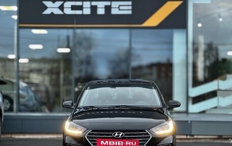 Hyundai Solaris II рестайлинг, 2017 год, 1 359 000 рублей, 2 фотография