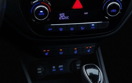 Hyundai Solaris II рестайлинг, 2017 год, 1 359 000 рублей, 24 фотография