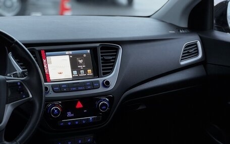 Hyundai Solaris II рестайлинг, 2017 год, 1 359 000 рублей, 21 фотография