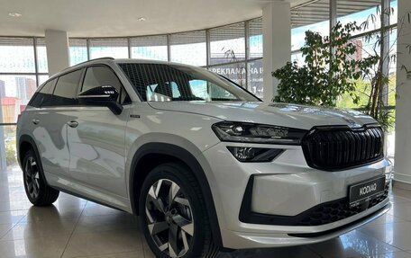 Skoda Kodiaq, 2025 год, 5 850 000 рублей, 7 фотография