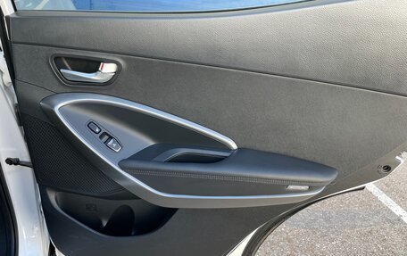 Hyundai Santa Fe III рестайлинг, 2018 год, 2 499 000 рублей, 25 фотография