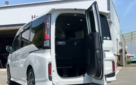 Honda Stepwgn IV, 2021 год, 1 385 000 рублей, 7 фотография