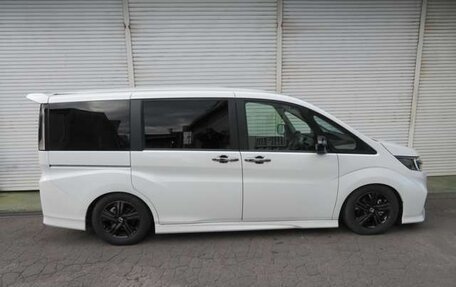 Honda Stepwgn IV, 2021 год, 2 027 000 рублей, 6 фотография