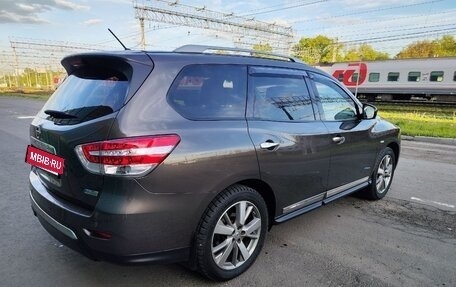 Nissan Pathfinder, 2014 год, 1 950 000 рублей, 4 фотография