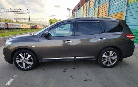Nissan Pathfinder, 2014 год, 1 950 000 рублей, 6 фотография