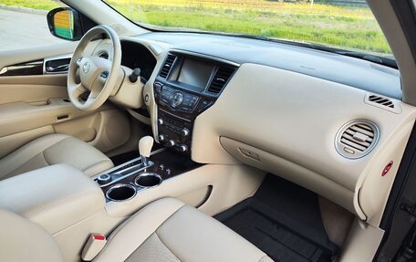 Nissan Pathfinder, 2014 год, 1 950 000 рублей, 22 фотография