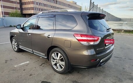 Nissan Pathfinder, 2014 год, 1 950 000 рублей, 30 фотография