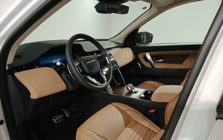 Land Rover Discovery Sport I рестайлинг, 2024 год, 6 400 000 рублей, 5 фотография