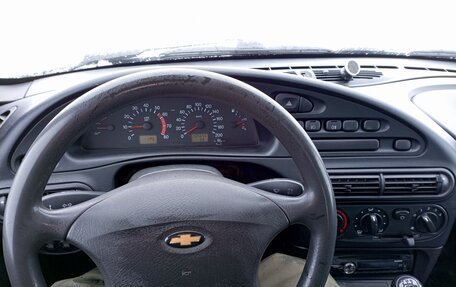 Chevrolet Niva I рестайлинг, 2004 год, 300 000 рублей, 9 фотография