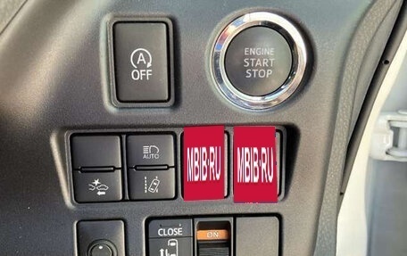 Toyota Voxy III, 2021 год, 1 790 000 рублей, 16 фотография