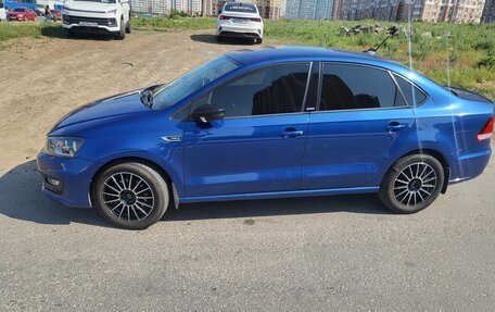 Volkswagen Polo VI (EU Market), 2017 год, 1 050 000 рублей, 3 фотография