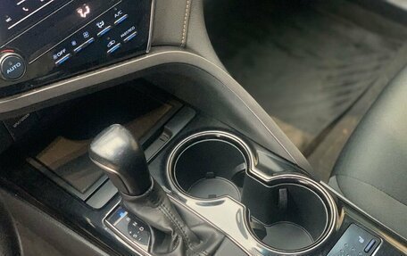 Toyota Camry, 2020 год, 2 520 000 рублей, 15 фотография