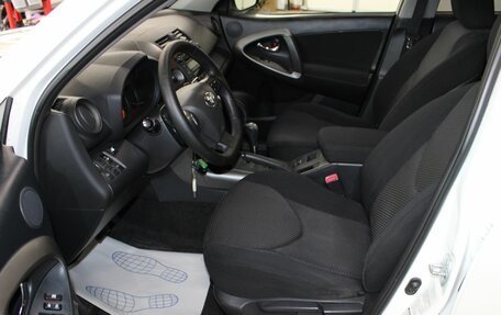 Toyota RAV4, 2011 год, 1 350 000 рублей, 12 фотография