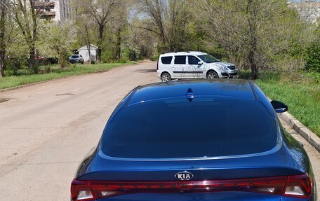 KIA K5, 2020 год, 2 100 000 рублей, 15 фотография
