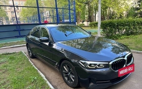 BMW 5 серия, 2020 год, 3 750 000 рублей, 2 фотография