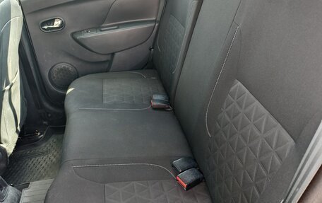 Renault Sandero II рестайлинг, 2016 год, 1 050 000 рублей, 12 фотография