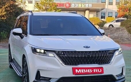 KIA Carnival, 2021 год, 3 150 000 рублей, 3 фотография