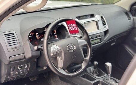 Toyota Hilux VII, 2013 год, 2 250 000 рублей, 10 фотография