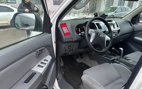 Toyota Hilux VII, 2013 год, 2 250 000 рублей, 11 фотография