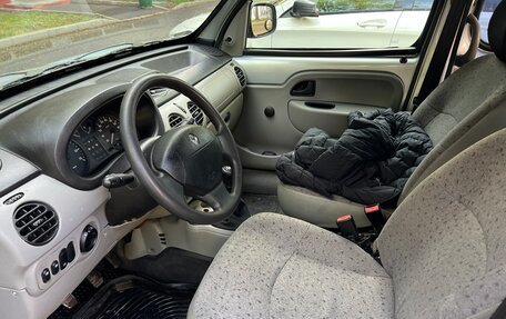 Renault Kangoo II рестайлинг, 2004 год, 390 000 рублей, 6 фотография
