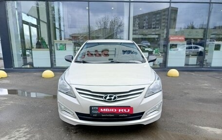 Hyundai Solaris II рестайлинг, 2015 год, 850 000 рублей, 2 фотография