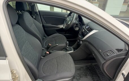 Hyundai Solaris II рестайлинг, 2015 год, 850 000 рублей, 13 фотография