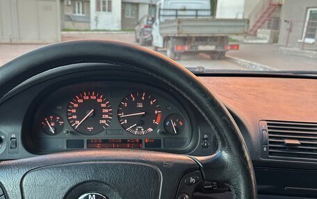 BMW 5 серия, 1999 год, 570 000 рублей, 8 фотография