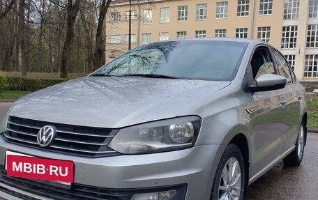 Volkswagen Polo VI (EU Market), 2018 год, 900 000 рублей, 3 фотография