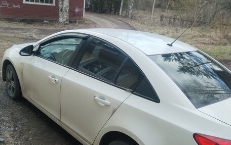 Chevrolet Cruze II, 2011 год, 550 000 рублей, 2 фотография