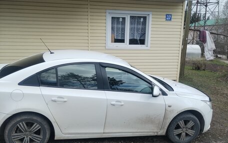 Chevrolet Cruze II, 2011 год, 550 000 рублей, 7 фотография