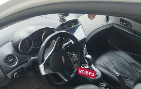 Chevrolet Cruze II, 2011 год, 550 000 рублей, 3 фотография