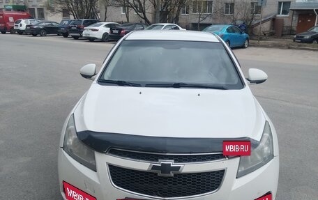Chevrolet Cruze II, 2011 год, 550 000 рублей, 4 фотография