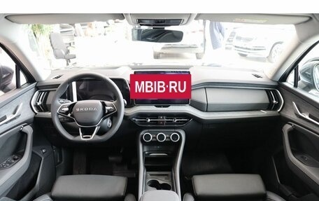 Skoda Kodiaq, 2025 год, 5 670 000 рублей, 10 фотография